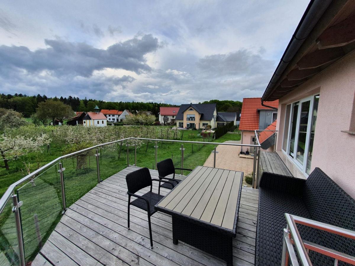 Pension Am Kirschgarten Goessweinstein Extérieur photo