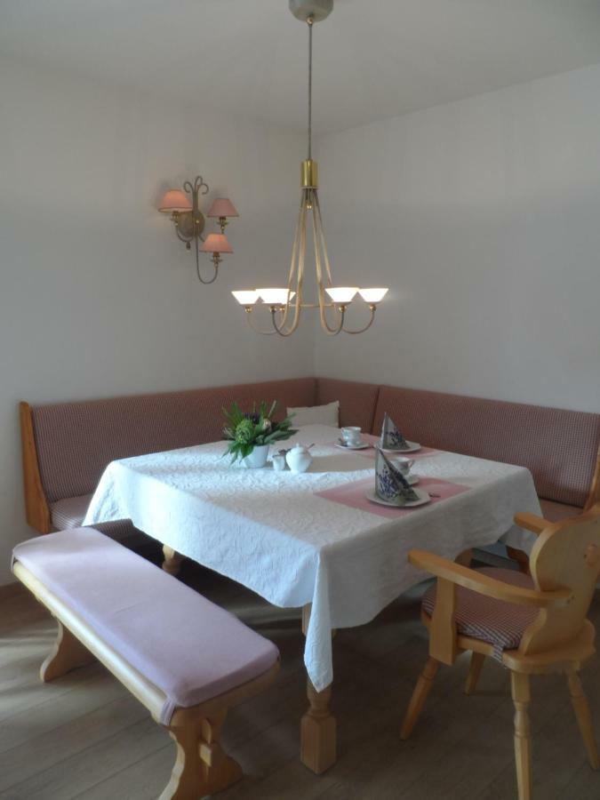 Pension Am Kirschgarten Goessweinstein Extérieur photo